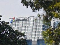 1764306309085-gedung-kantor-pertamina-1764303892303_43