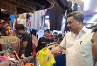 1764500707497-menteri-usaha-mikro-kecil-dan-menengah-umkm-maman-abdurrahman-1764492648577_43