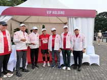 1764522371530-para-pelaku-pasar-modal-mengikuti-acara-capital-market-run-2025-di-gelora-bung-karno-gbk-jakarta-pusat-minggu-1764502038432_43