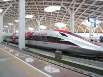 1764695135732-penumpang-kereta-cepat-jakarta-bandung-1764685444954_43