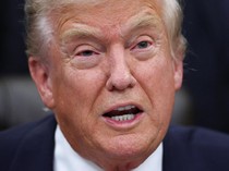 1764738355865-shutdown-as-akan-berakhir-presiden-trump-tandatangani-ruu-pendanaan-1763004763552_43