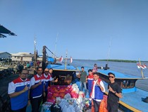 1764824733193-pertamina-tempuh-jalur-laut-untuk-evakuasi-distribusi-logistik-ke-langsa-1764820648996_43