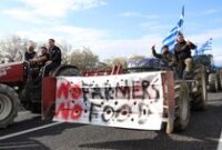 1765256712346-greece-protestsfarmers-1765200200200_43