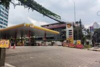 1765299899587-bbm-di-spbu-shell-belum-sepenuhnya-tersedia-1764998106427_43