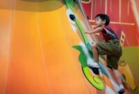 1765343122715-liburan-sekolah-anak-tiba-ini-5-tips-agar-liburan-aman-seru-dan-tenang-1765333264415_43