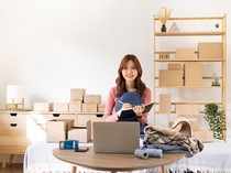 1765364726993-ilustrasi-umkm_43