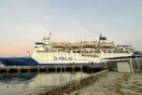 1765386306264-kapal-pelni-yang-bersandar-di-pelabuhan-bima-ntb-rabu-10122025-dok-rafiindetikbali-1765329752181_43