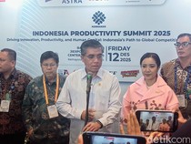 1765537512444-menteri-ketenagakerjaan-menaker-yassierli-1765529956685_43