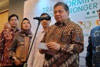 1765623894475-menteri-koordinator-bidang-perekonomian-airlangga-hartarto-1765514284793_43