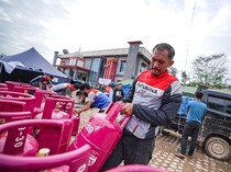 1765731903982-penyaluran-lpg-di-sumatera-1765713476157_43