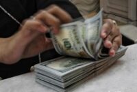 1765861529400-tembus-rp-15500-dolar-as-makin-menggila-4_43