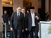 1765991096068-menko-airlangga-dan-deputi-pm-belarus-1765983794664_43