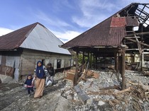 1766077496967-pascabanjir-bandang-warga-malalo-kembali-menata-kehidupan-1765670919481_43