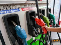 1766077536559-ilustrasi-isi-bbm-1759678449848_43