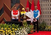 1766142381558-menteri-esdm-bahlil-lahadalia-1766138481513_43