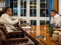 1766747115608-seskab-teddy-bertemu-kepala-bp-bumn-dony-oskaria-rabu-2412-malam-1766643247371_43