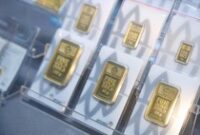 1766811903580-harga-emas-terjun-bebas-pasar-cikini-langsung-diserbu-pembeli-1761123863094_43