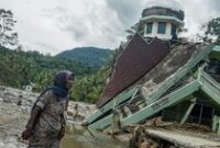 1767287094664-ratusan-rumah-rusak-diterjang-banjir-bandang-di-solok-1764560223547_43