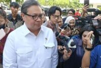 1767611155670-menteri-koordinator-bidang-perekonomian-airlangga-hartarto-1767607693311_43