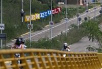 1767762353592-suasana-perbatasan-kolombiavenezuela-pascapenangkapan-maduro-1767679644196_43