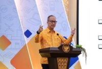 1767783940749-menteri-perindustrian-menperin-agus-gumiwang-kartasasmita-1765778945325_43