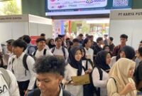 1768475150185-suasana-sumedang-job-fair-2025-di-mapolres-sumedang-1758189651412_43